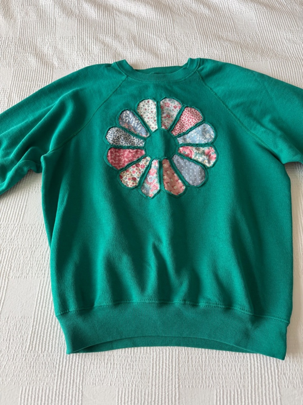 Vintage Lee Sweatshirt with Floral Daisy Appliqué